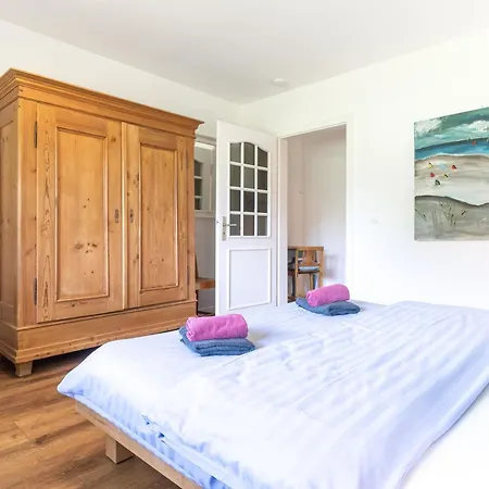 Von Ahrentschildt- Pole Poppenspaeler Apartmán