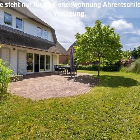 Von Ahrentschildt- Pole Poppenspaeler Apartment