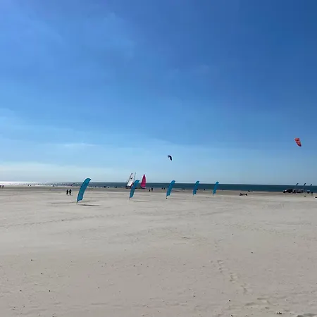 Von Ahrentschildt- Pole Poppenspäler